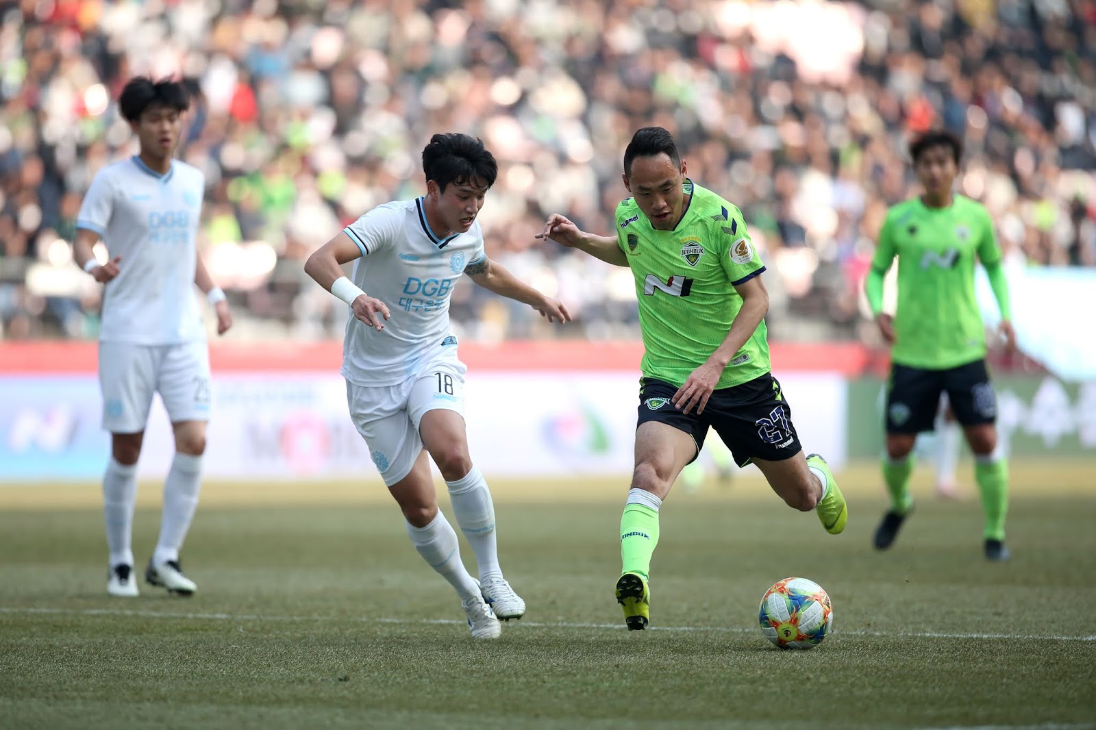 Trước một Jeonbuk Huyndai Motors quá mạnh, Incheon United khó có thể giữ lại sân nhà dù chỉ 1 điểm.